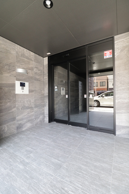 エントランス　エントランス