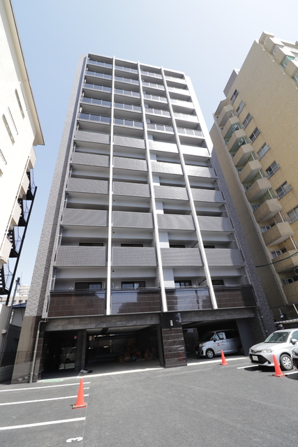 建物外観　ハウスメイトの管理物件♪ご入居後２４時間のコールセンターあり