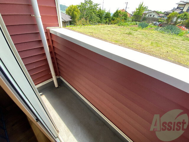 バルコニー　広めのバルコニーで洗濯物干すのにも便利です。