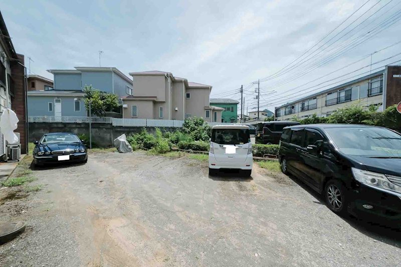 駐車場　敷地内駐車場有（5，500円/月。空要確認）☆