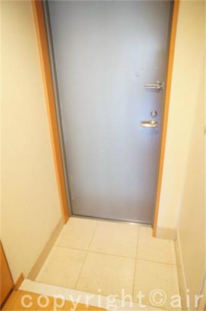 玄関　別部屋の写真です