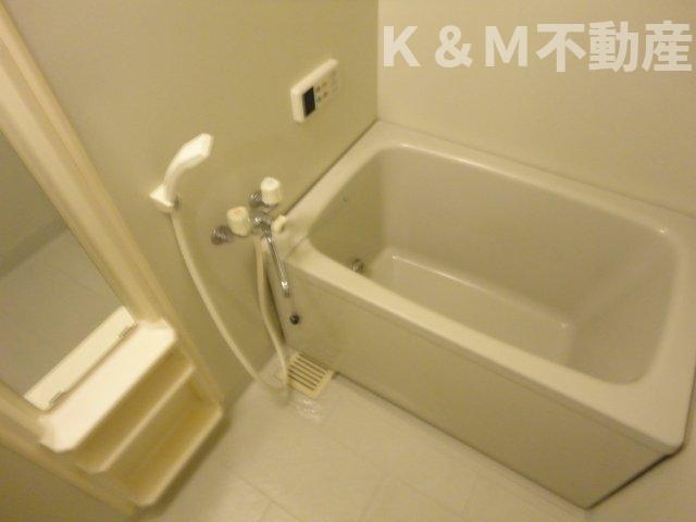 バス・シャワールーム　お風呂です