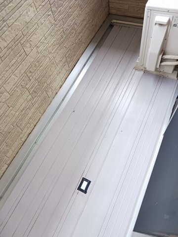 バルコニー　バルコニーからの眺めを楽しみながら食事をしませんか