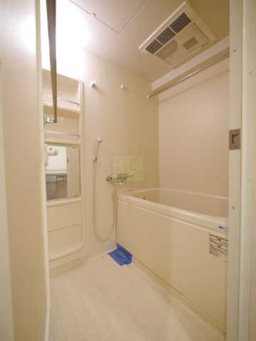 バス・シャワールーム　アクロス新宿