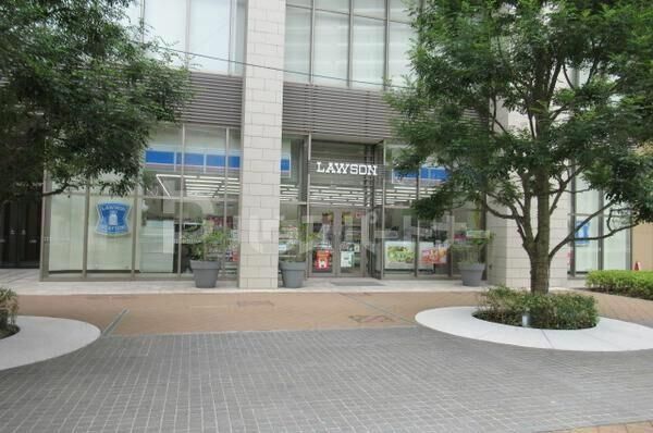 コンビニ　ローソン柏の葉キャンパスシティ店（コンビニ）まで500m