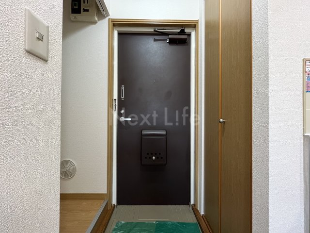 玄関　エステートピア 常盤