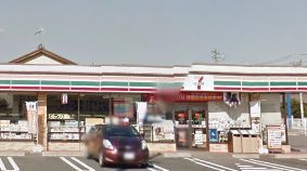コンビニ　セブン－イレブン半田美原町店（コンビニ）まで824m