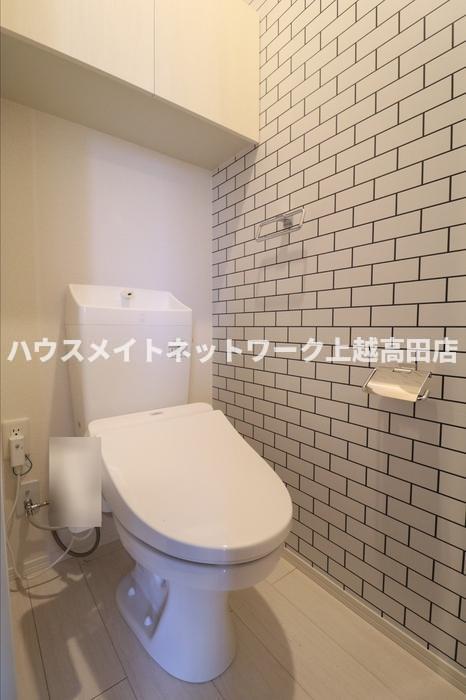 トイレ　温水洗浄暖房便座