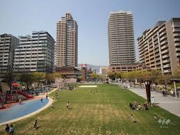 公園　六甲道南公園（公園）まで330m