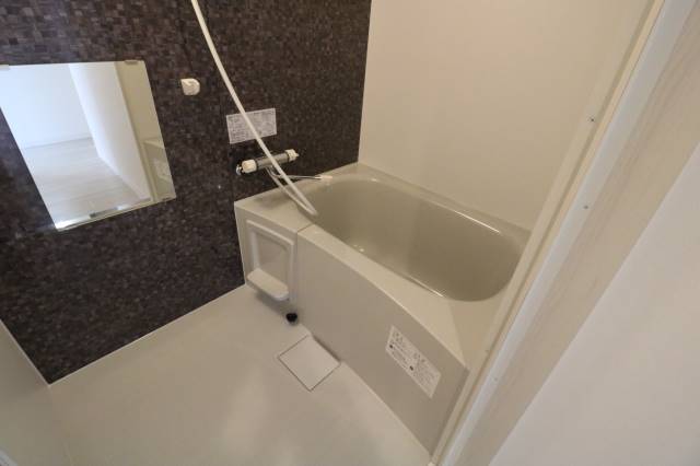 バス・シャワールーム　綺麗な浴槽♪