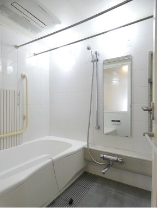 バス・シャワールーム