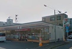 コンビニ　セブンイレブン（コンビニ）まで228m