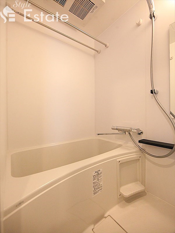 バス・シャワールーム　バスルーム