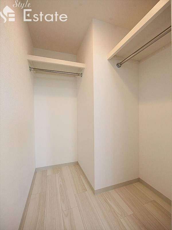 収納　ウォークインクローゼット