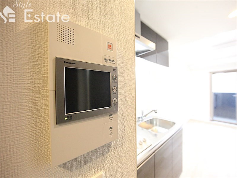 セキュリティ　モニター付きインターホン