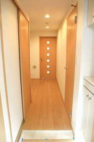 玄関　エーデルシュタイン