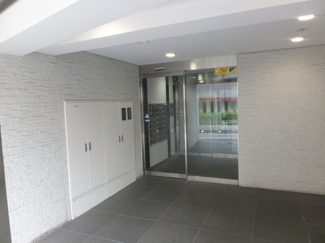 エントランス　エントランス