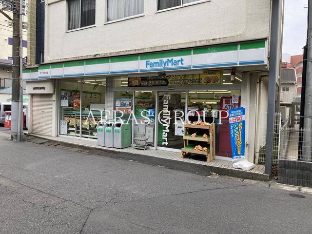 コンビニ　ファミリーマート マツマル柏店（コンビニ）まで497m