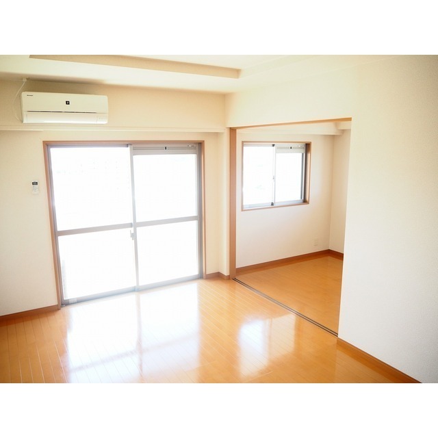 居室・リビング　広々11.3帖のＬＤＫ♪