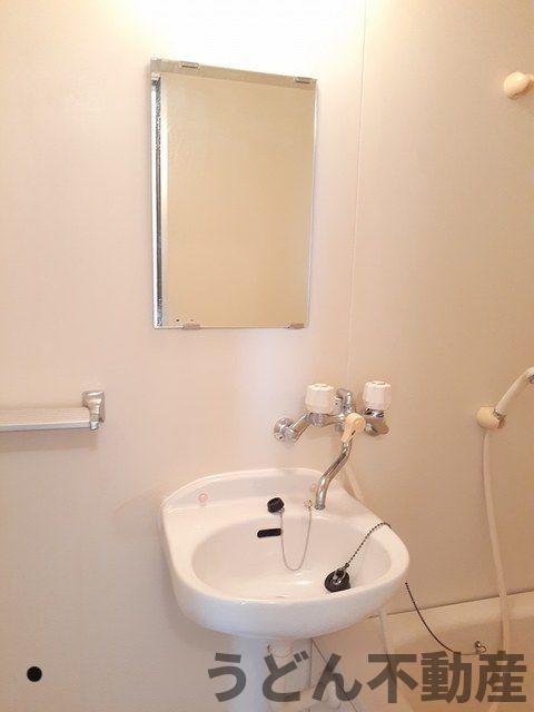 洗面設備　うどん県のお部屋探しはうどん不動産へ うどんちゃんとLINE