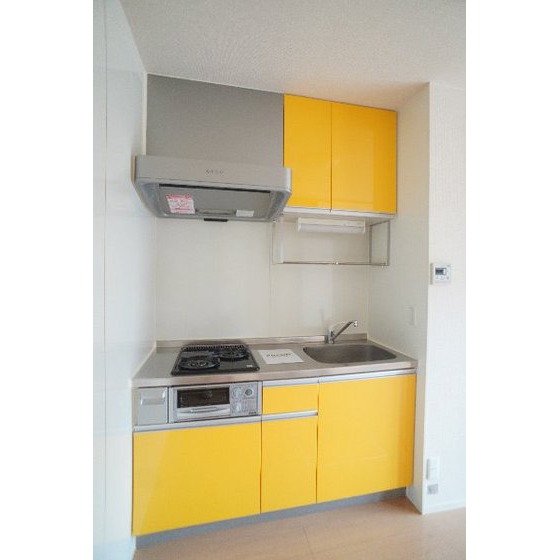 キッチン　※同仕様、別の部屋の写真です