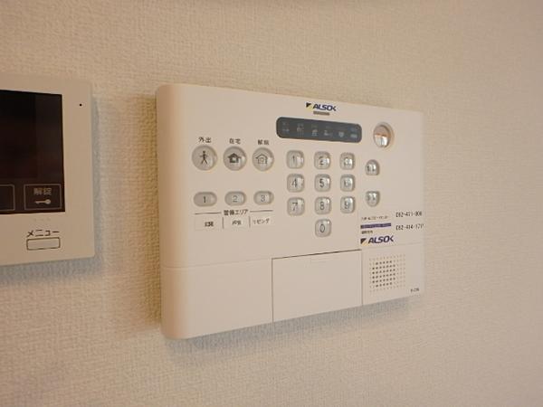 セキュリティ　暮らしを守るホームセキュリティ付