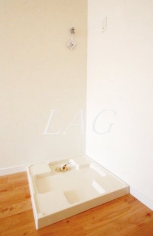 その他設備　室内洗濯置き場です。