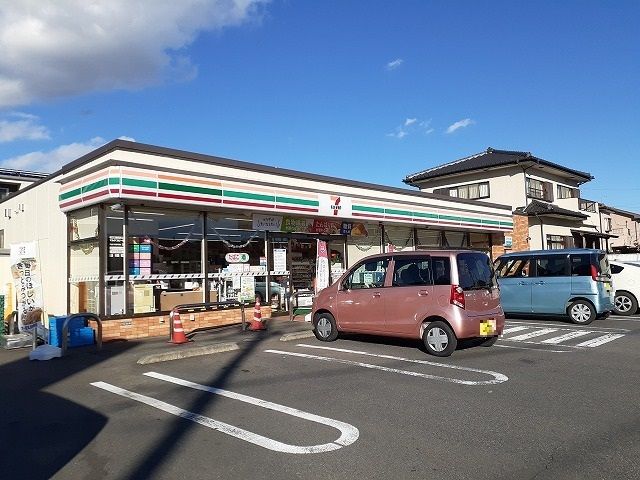 コンビニ　セブンイレブン雀宮１丁目店（コンビニ）まで550m