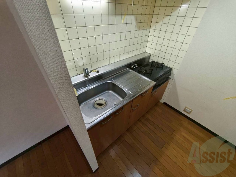 キッチン　２口コンロ付きですのですぐにお料理に使えます！