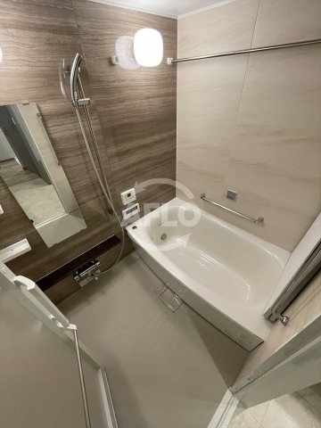 バス・シャワールーム　プレサンスレジェンド堺筋本町タワー　浴室