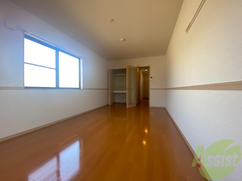 その他部屋・スペース　寝室はございませんがベッドも置けるスペースあります。