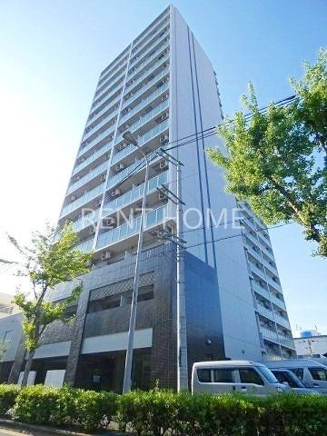 建物外観　１５階建て鉄筋コンクリートマンションです