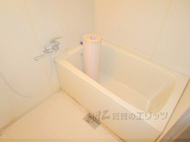 バス・シャワールーム　風呂