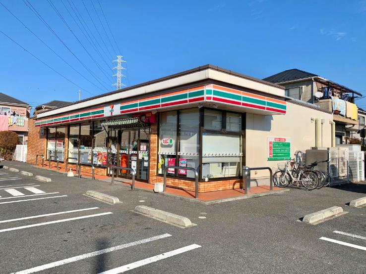コンビニ　セブンイレブン蓮田西新宿1丁目店（コンビニ）まで454m