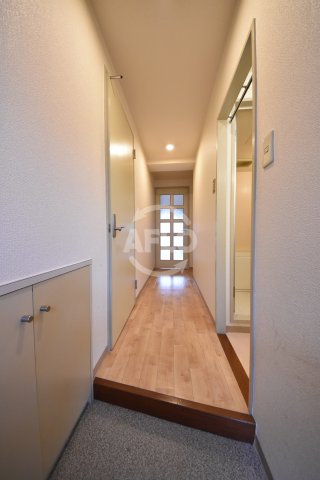 玄関　梅田プレミアムコート　玄関