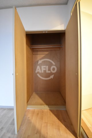 収納　梅田プレミアムコート　クローゼット