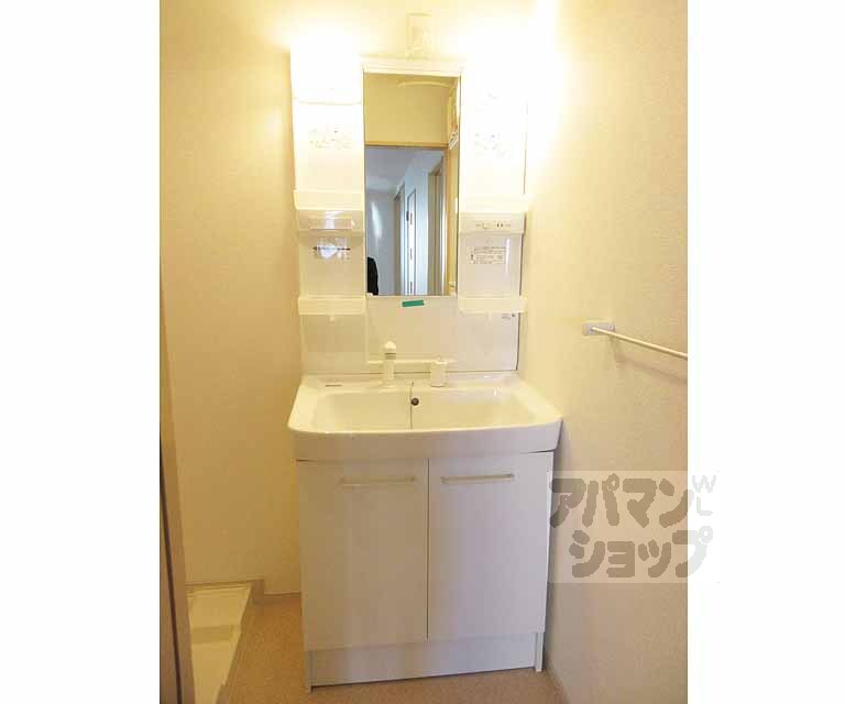 洗面設備　独立洗面台！