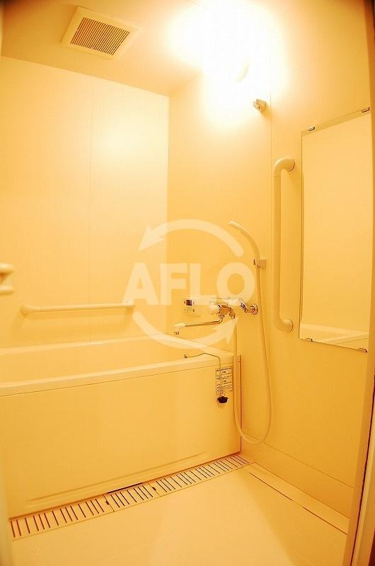 バス・シャワールーム　グランファミールさくらがわ　浴室