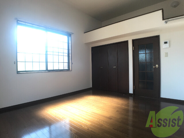 その他部屋・スペース　広く程よい日差しが差し込む為、気持ちの良い朝が迎えられます。