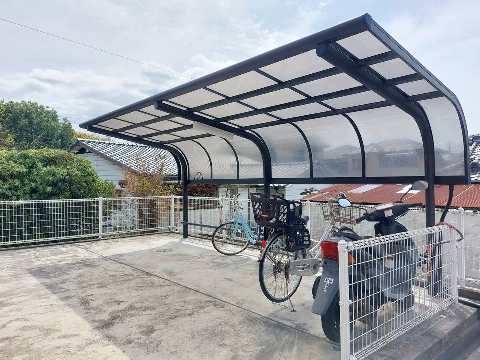 駐車場　駐輪場