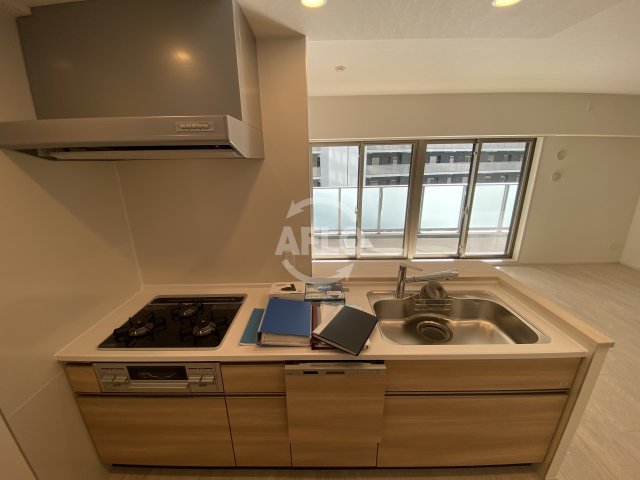 キッチン　大阪ベイレジデンス　キッチン