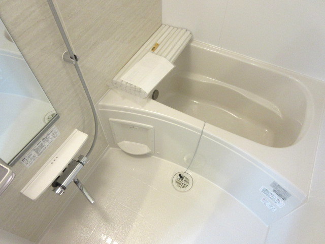 バス・シャワールーム　★追炊き、浴室乾燥機付きバスルーム★