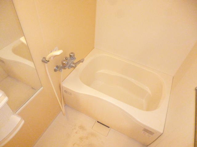 バス・シャワールーム　浴室（別号室参照）