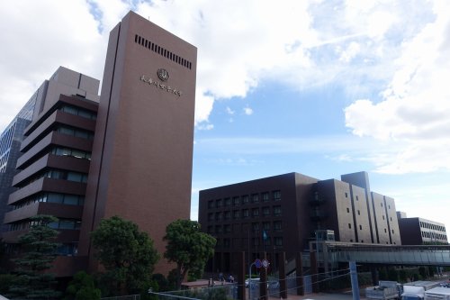 大学・短大　武庫川女子大学（中央キャンパス）（大学・短大）まで304m