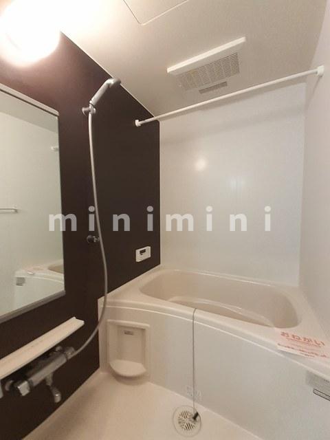 バス・シャワールーム　※写真は別号室のものですので現状優先とさせていただきます