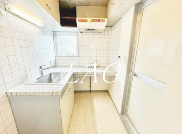 キッチン　キッチンです。