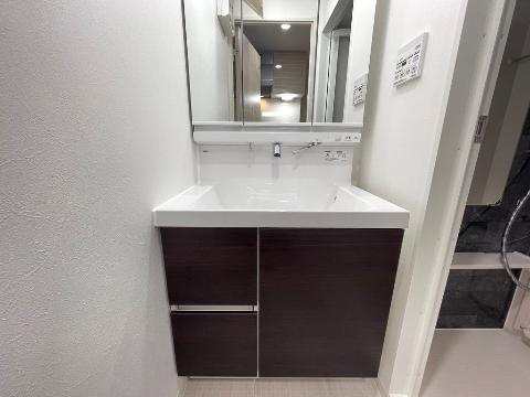 洗面設備　洗髪洗面化粧台