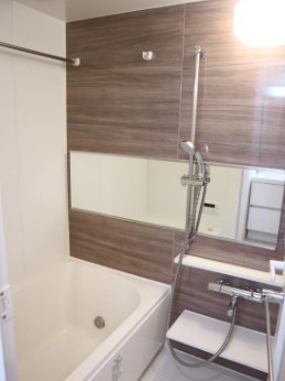 バス・シャワールーム　別部屋参考写真となります