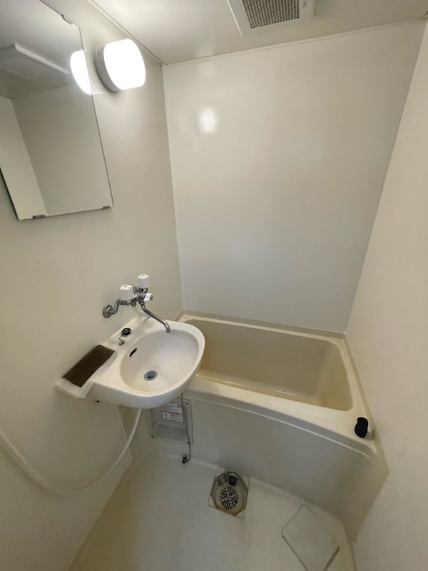 バス・シャワールーム　☆中央ビル管理☆