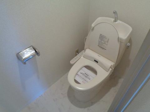 トイレ　シャワー付トイレ（イメージ）